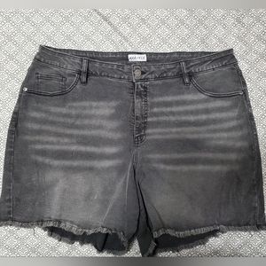 Ava & Viv Shorts, 20W, Grey